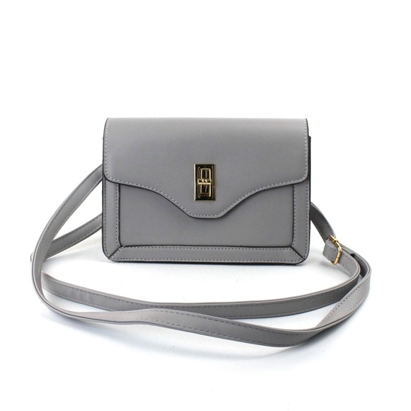New Twist lock Flap Crossbody Bag - Picture 1 of 7